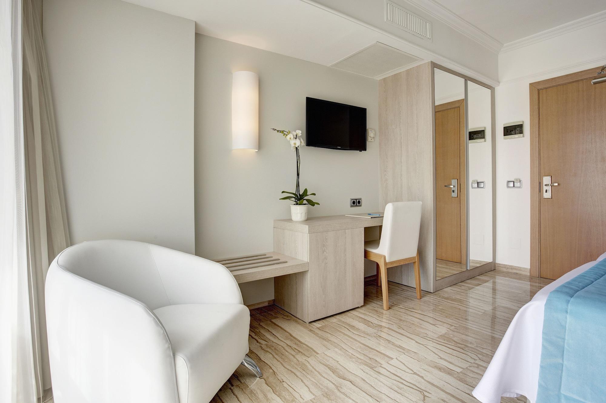 Grupotel Orient Hotel